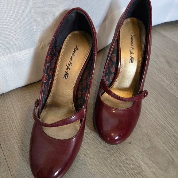 American Eagle burgundy heels - Picture 1 of 9